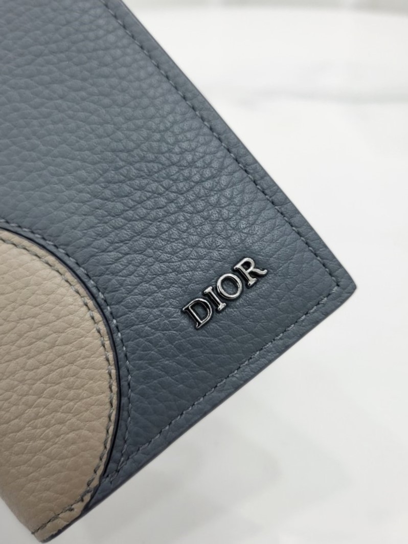 [미다스] 디올 새들 2단 카드홀더 브라운 딥 그레이 카프스킨 2ADCH169YKE