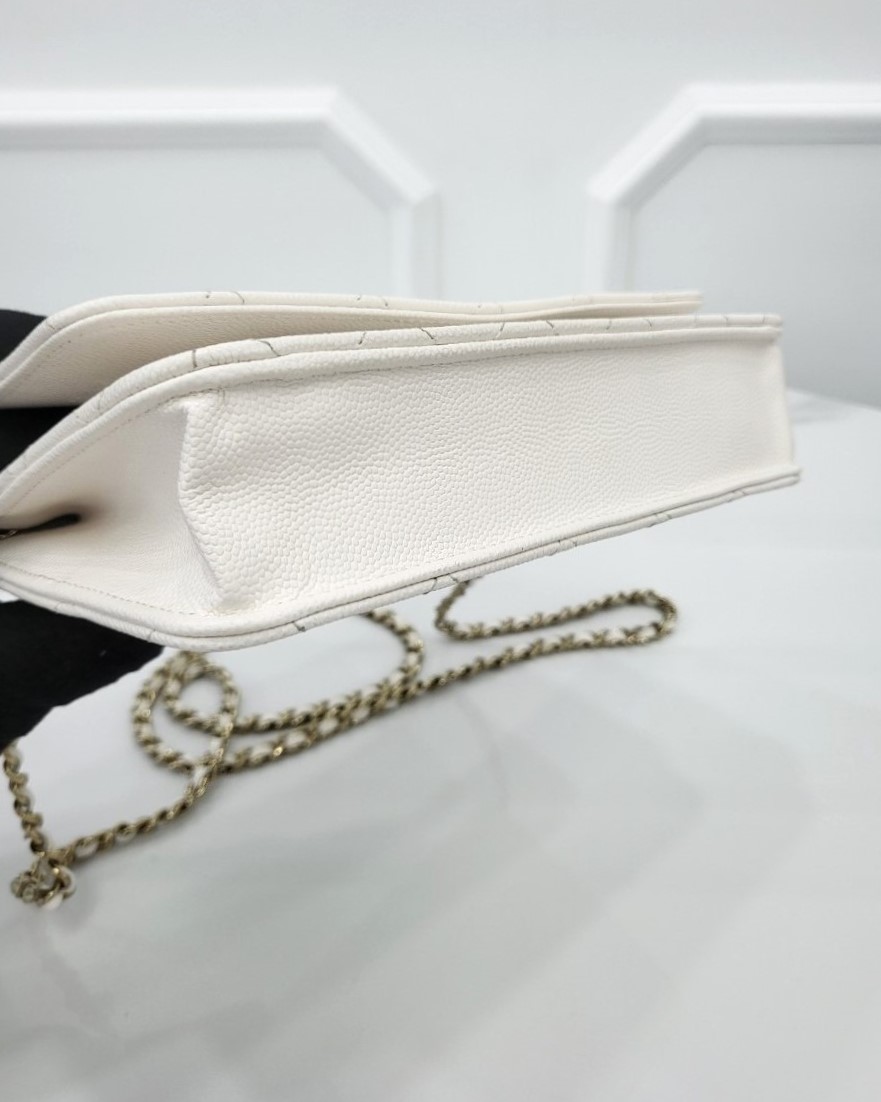 [미다스] 샤넬 클래식 WOC 캐비어 화이트 샴페인골드 내장칩 AP0250