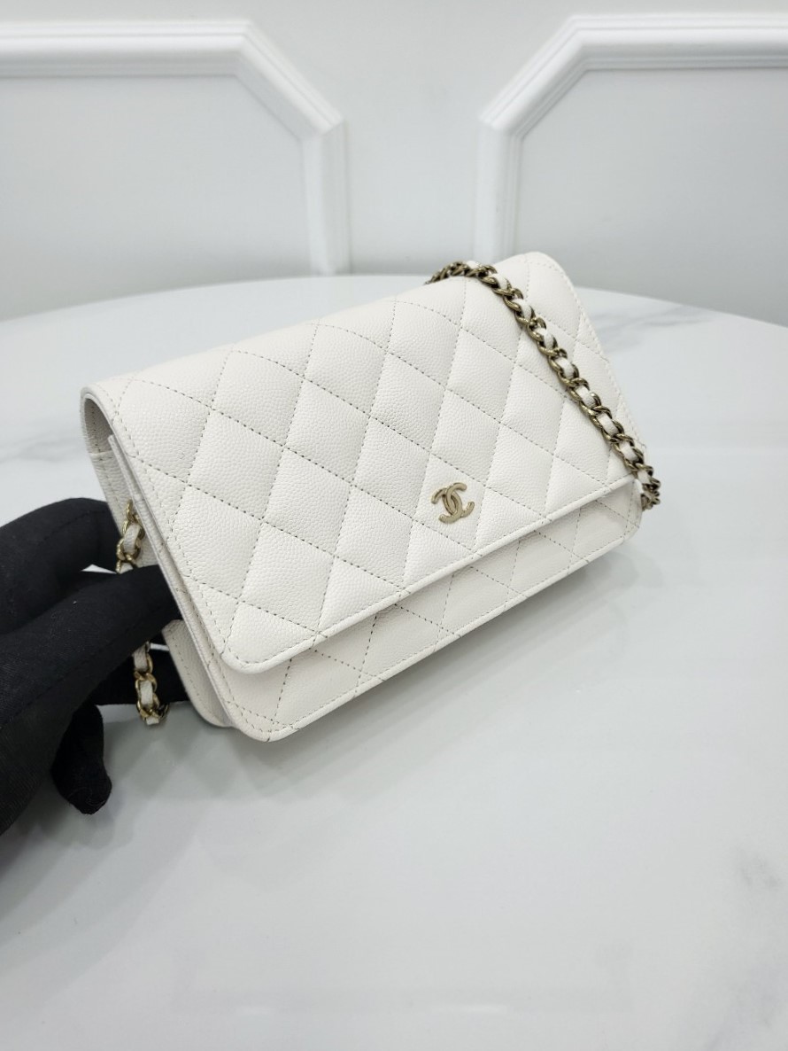 [미다스] 샤넬 클래식 WOC 캐비어 화이트 샴페인골드 내장칩 AP0250