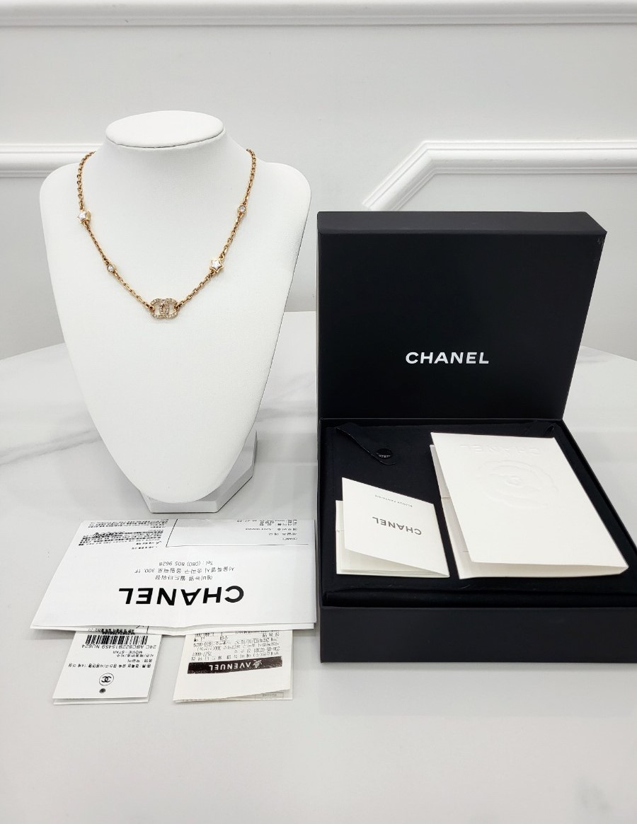 [미다스] 샤넬 24C 크리스탈 별 CC 로고 목걸이 ABC822B